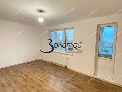 2-komnatnaya-ul-cvetochnaya-d-13-1 фото