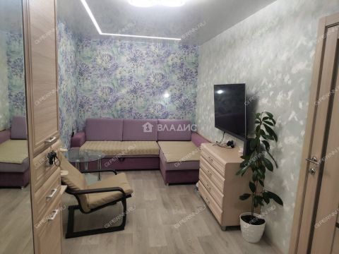 3-komnatnaya-ul-geroya-chugunova-d-5a фото