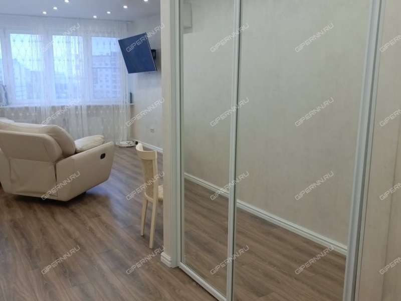 трёхкомнатная квартира на улице Маршала Баграмяна дом 4