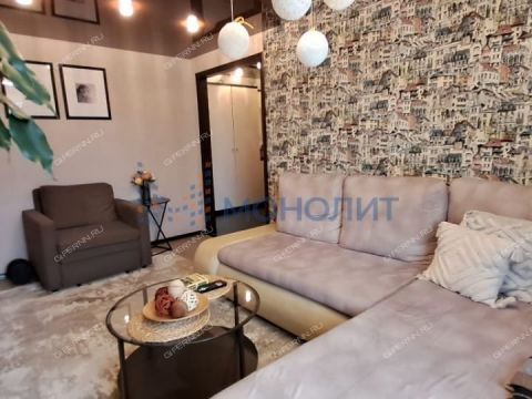 3-komnatnaya-ul-vyatskaya-d-9 фото