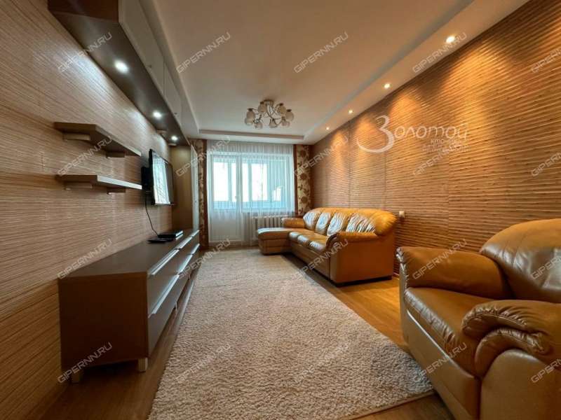 четырёхкомнатная квартира на улице Юлиуса Фучика дом 7