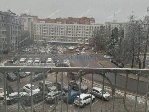 1-komnatnaya-pl-maksima-gorkogo-d-2 фото