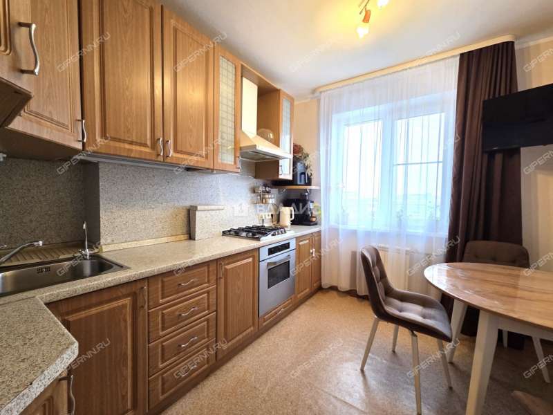 двухкомнатная квартира на улице Германа Лопатина дом 2 к1