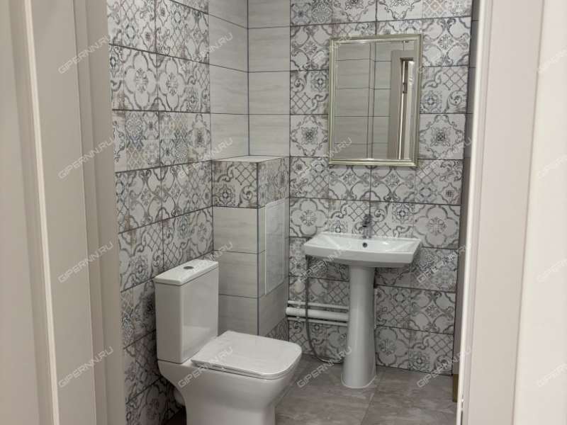 помещение под помещение свободного назначения на улице Родионова