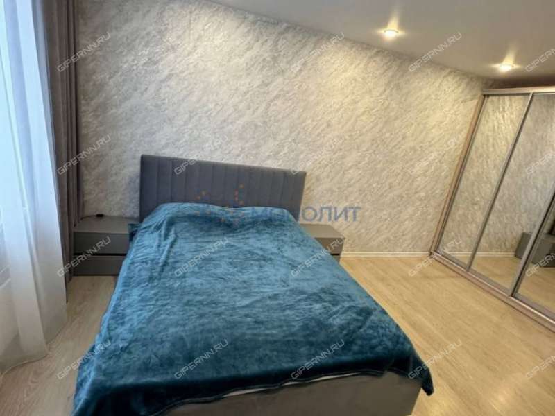 двухкомнатная квартира на Бурнаковской улице дом 73