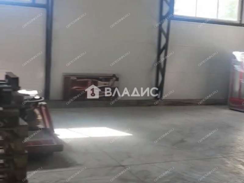 здание под склад на Московском шоссе