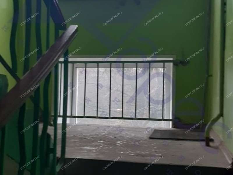 трёхкомнатная квартира на Ошарской улице дом 53