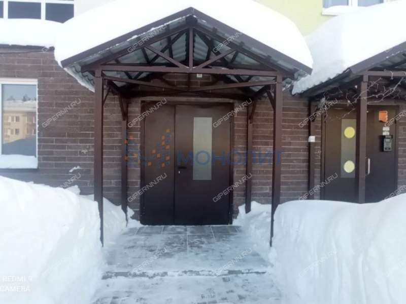 помещение под помещение свободного назначения, торговую площадь на 2-й Дорожной улице