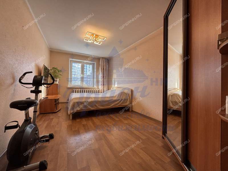 четырёхкомнатная квартира на Южном шоссе дом 8