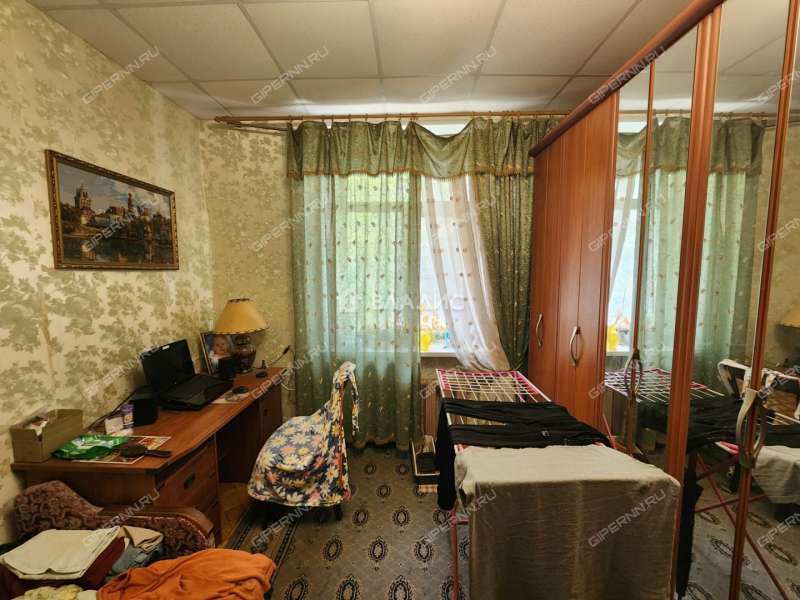 трёхкомнатная квартира на Путейской улице дом 1