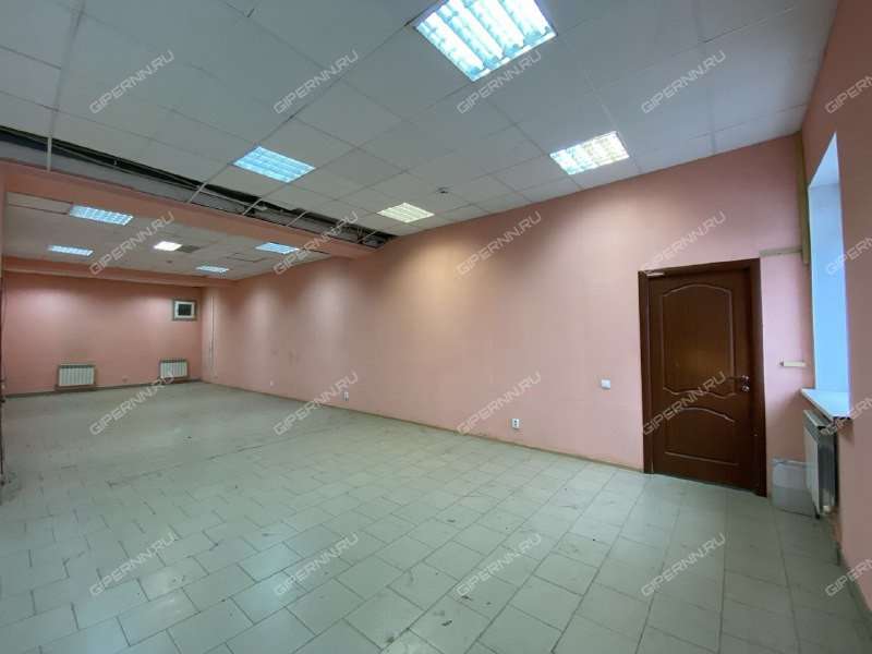 здание под офис, торговую площадь на улице Вторчермета