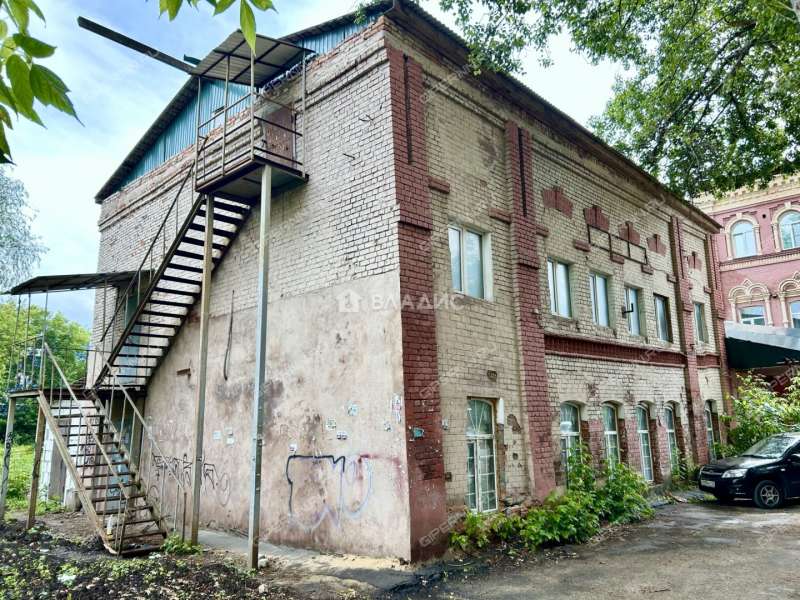 здание под офис, торговую площадь на Гордеевской улице