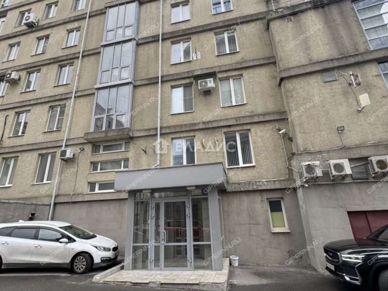 помещение под помещение свободного назначения на Верхне-Волжской набережной