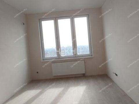 3-komnatnaya-ul-sergeya-akimova-d-50 фото