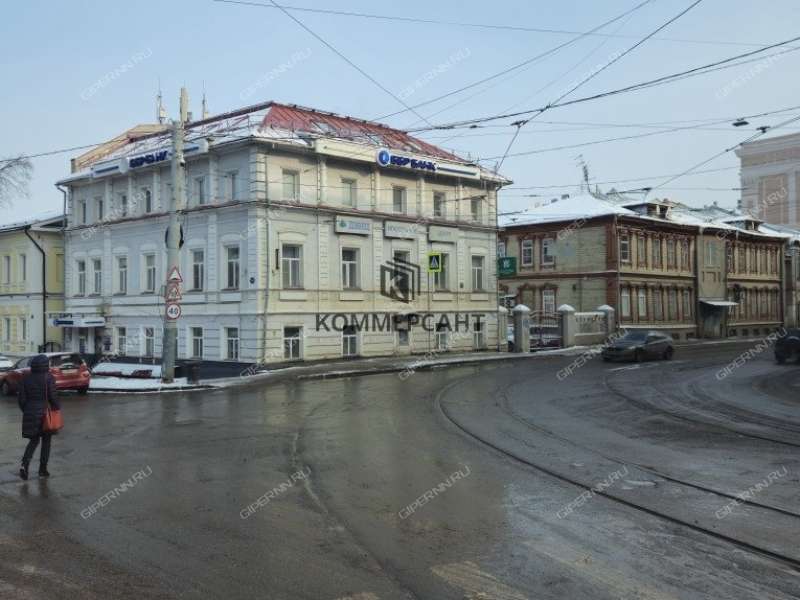 здание под офис, торговую площадь на улице Добролюбова