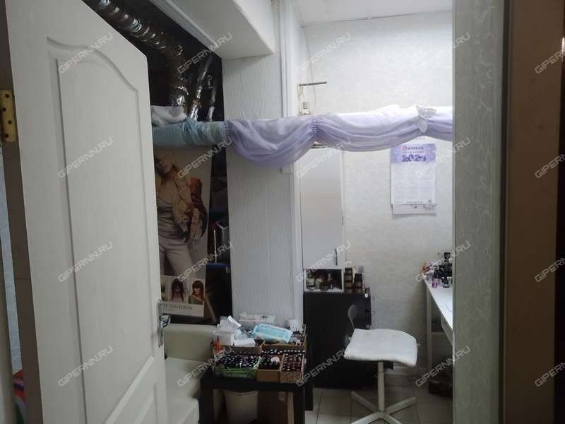 помещение под торговую площадь на улице Никиты Рыбакова