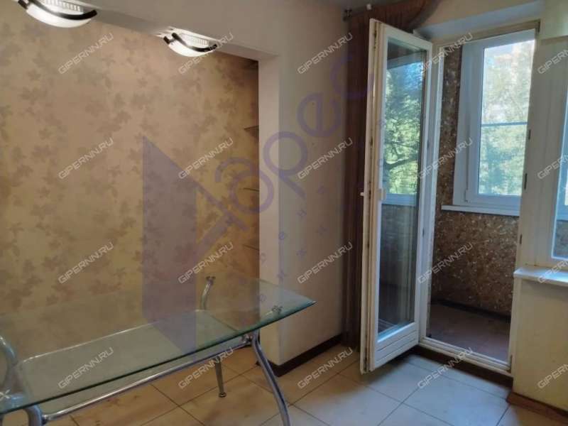 трёхкомнатная квартира на улице Маршала Малиновского дом 5