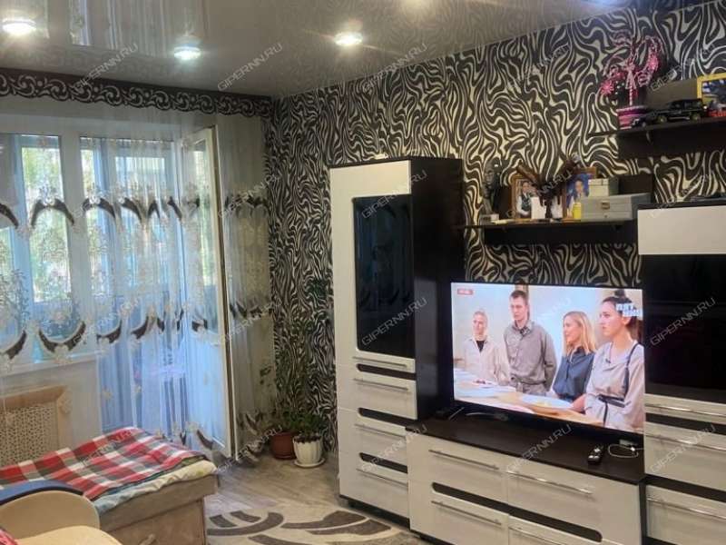 двухкомнатная квартира в 6-м микрорайоне дом 7