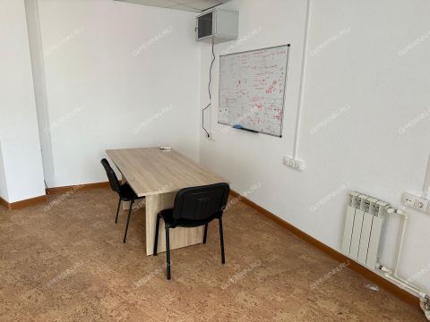 ul-maksima-gorkogo-d-262 фото