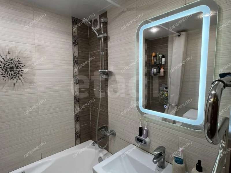 трёхкомнатная квартира на Зелёной улице дом 65