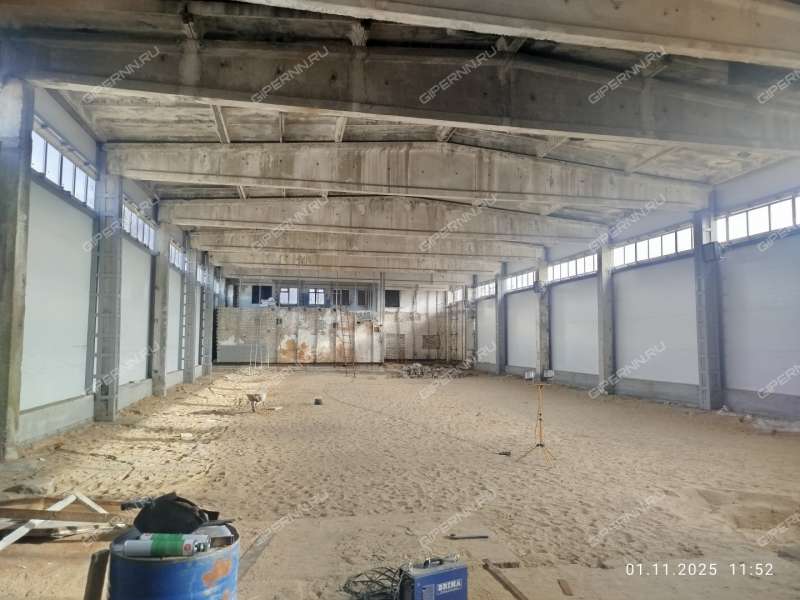 здание под склад, производственную площадь на  рабочий посёлок Первое Мая