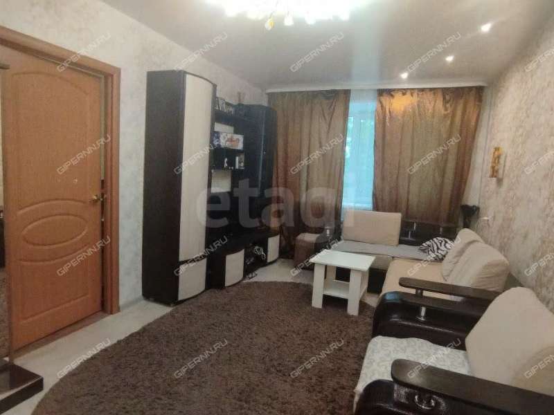 трёхкомнатная квартира на Московском шоссе дом 84а