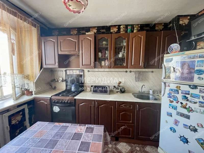 трёхкомнатная квартира на Сормовском шоссе дом 12