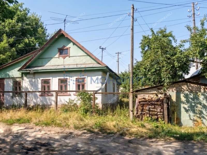 дом на Страховой улице