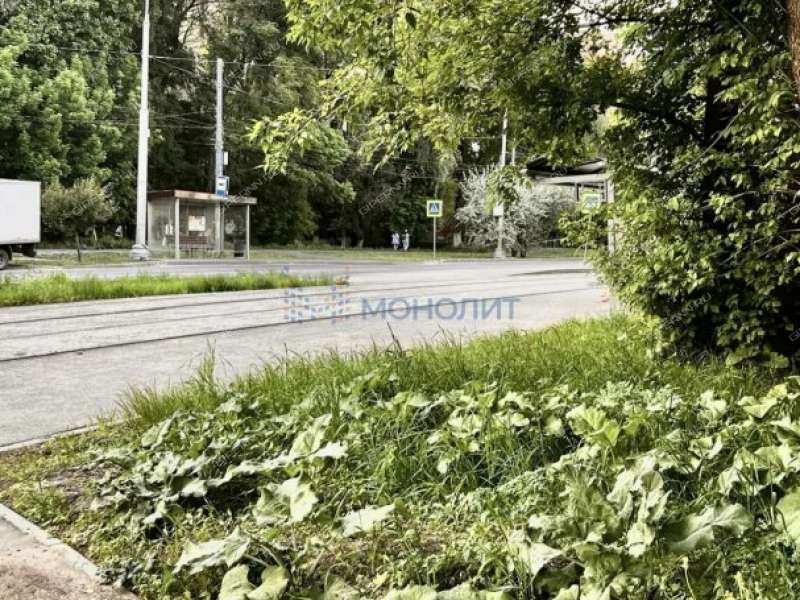 гараж на Манежной улице