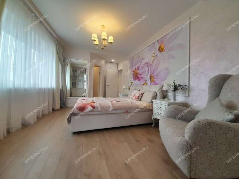 трёхкомнатная квартира на улице Родионова дом 193 к7