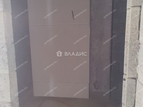 3-komnatnaya-ul-poltavskaya-d-15 фото