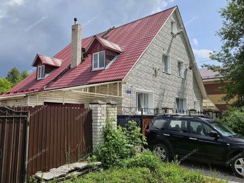 dom-poselok-stahanovskiy-ul-gazonnaya-d-3 фото