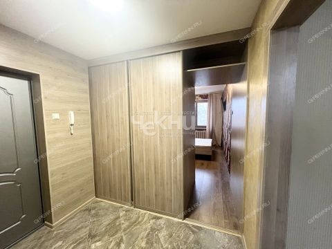 2-komnatnaya-ul-pavla-orlova-d-6 фото