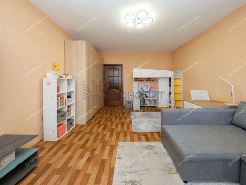 2-komnatnaya-ul-nizhne-pecherskaya-d-6 фото