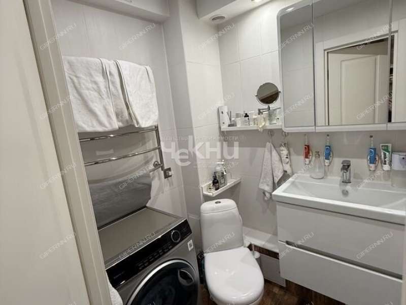 трёхкомнатная квартира на улице Тимирязева дом 1