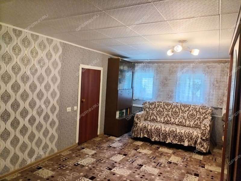 дом на  деревня Ройка