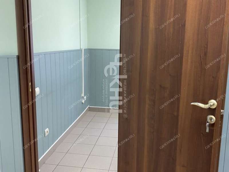 помещение под помещение свободного назначения на улице Ульянова