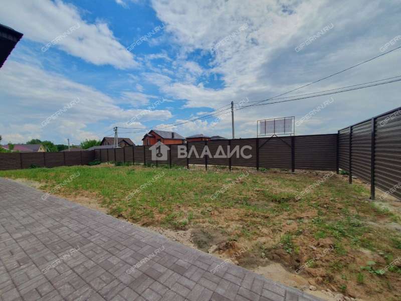 дом на улице Тенистая село Большая Ельня