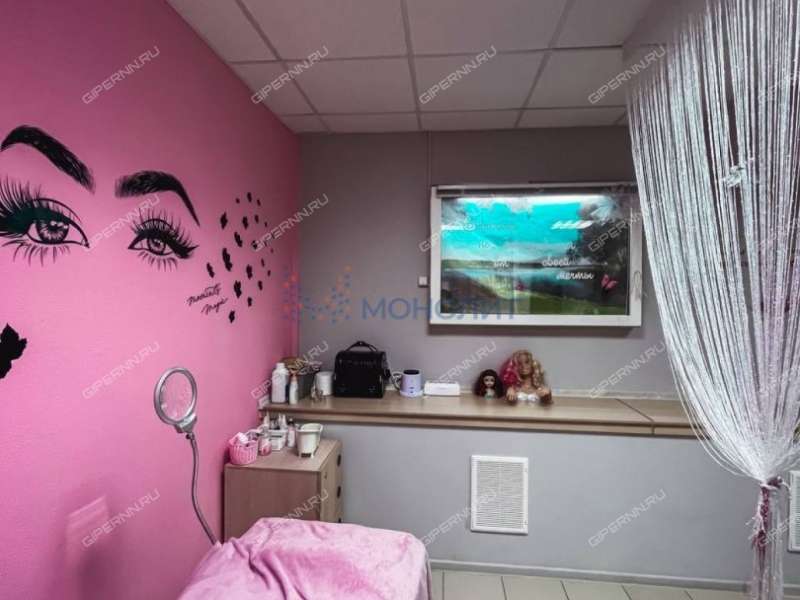 помещение под офис на улице Германа Лопатина