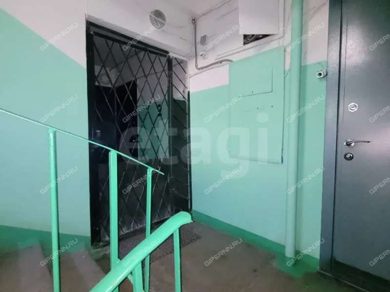 четырёхкомнатная квартира на Радужной улице дом 14