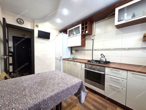 3-komnatnaya-ul-poltavskaya-d-35 фото