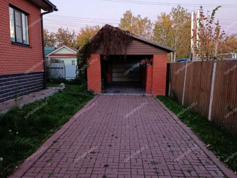 дом на улице Контак город Урень