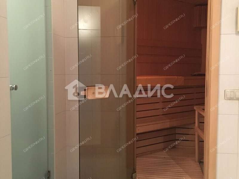 семикомнатная квартира на Сенной площади дом 6/49