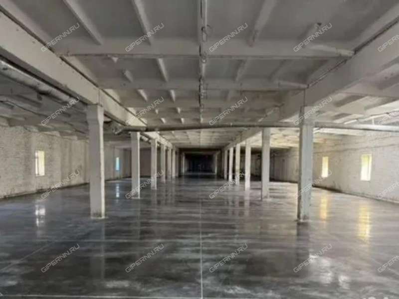 здание под склад, производственную площадь на Садовой улице рабочий посёлок Первое Мая