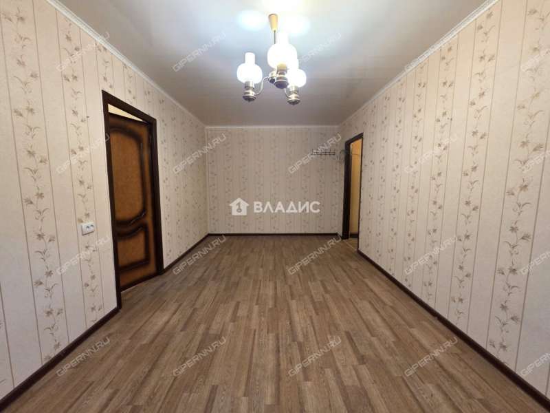 трёхкомнатная квартира на Кудьминской улице дом 3
