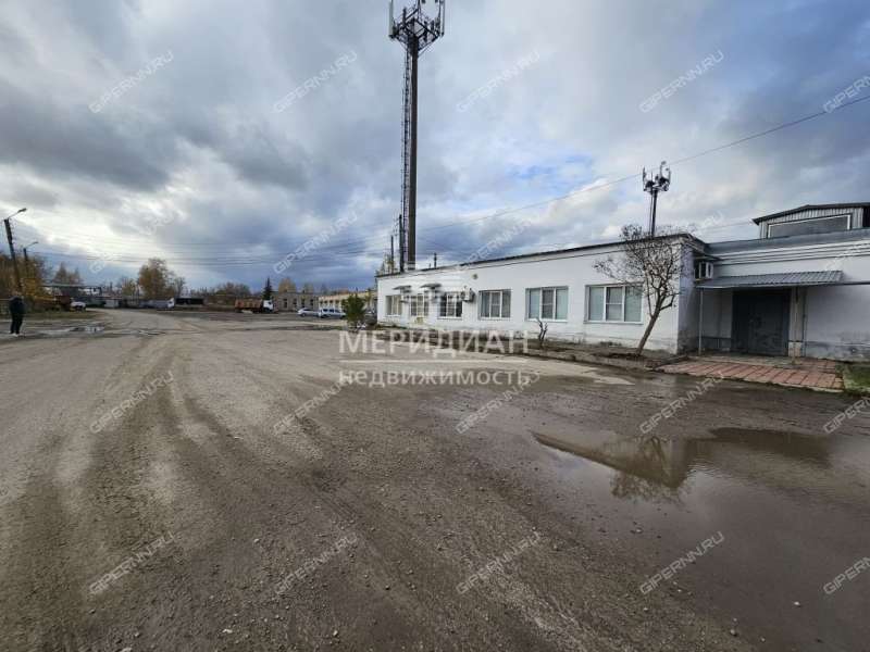 здание под офис на Интернациональная ул Бор