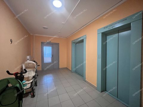 1-komnatnaya-ul-verhnepecherskaya-d-15-k1 фото