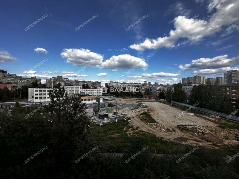 трёхкомнатная квартира на улице Верхнепечёрская дом 12 к1