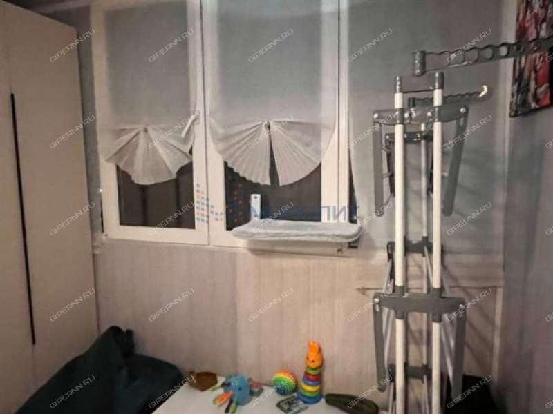 однокомнатная квартира на улице Германа Лопатина дом 3