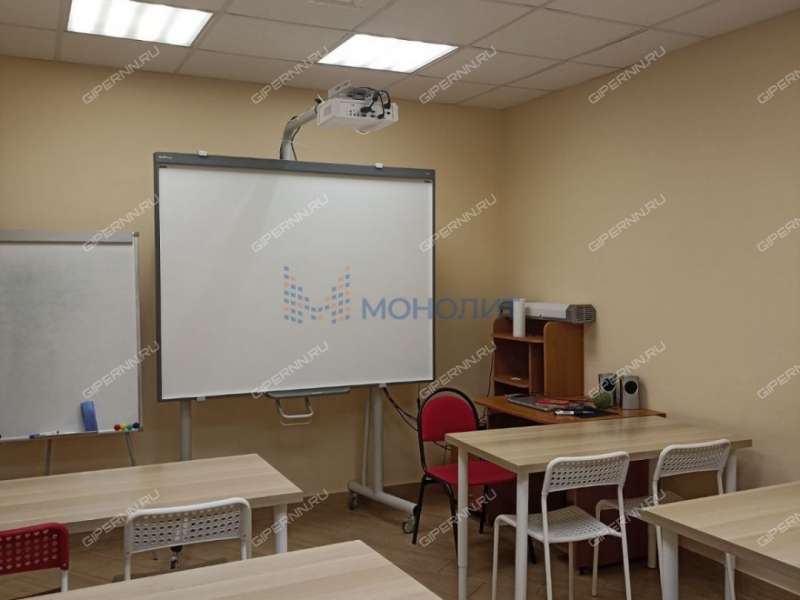 помещение под офис, торговую площадь на улице Богдановича